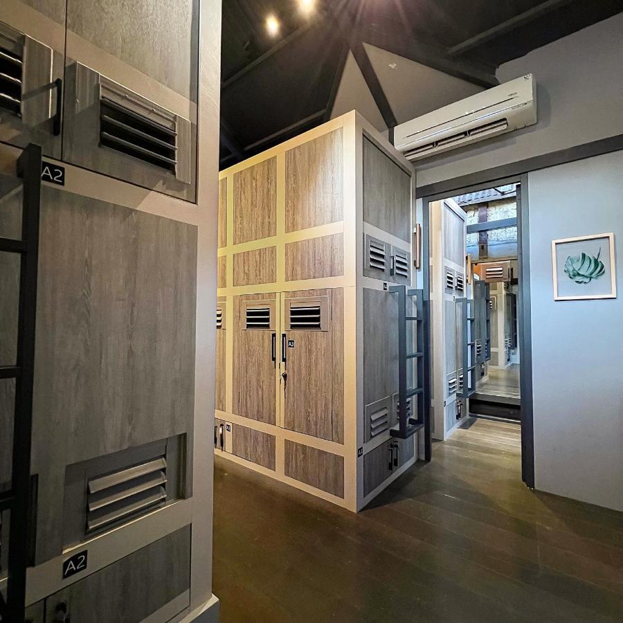 טאינאן Jerry'S Mazehut Hostel מראה חיצוני תמונה