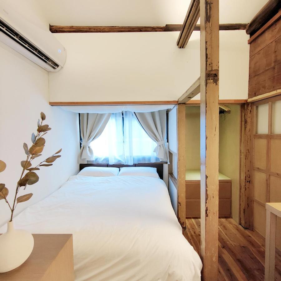 טאינאן Jerry'S Mazehut Hostel מראה חיצוני תמונה