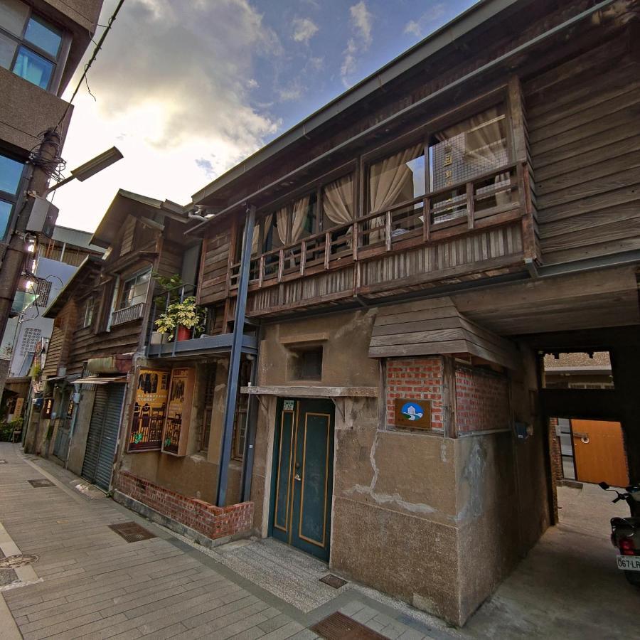 טאינאן Jerry'S Mazehut Hostel מראה חיצוני תמונה